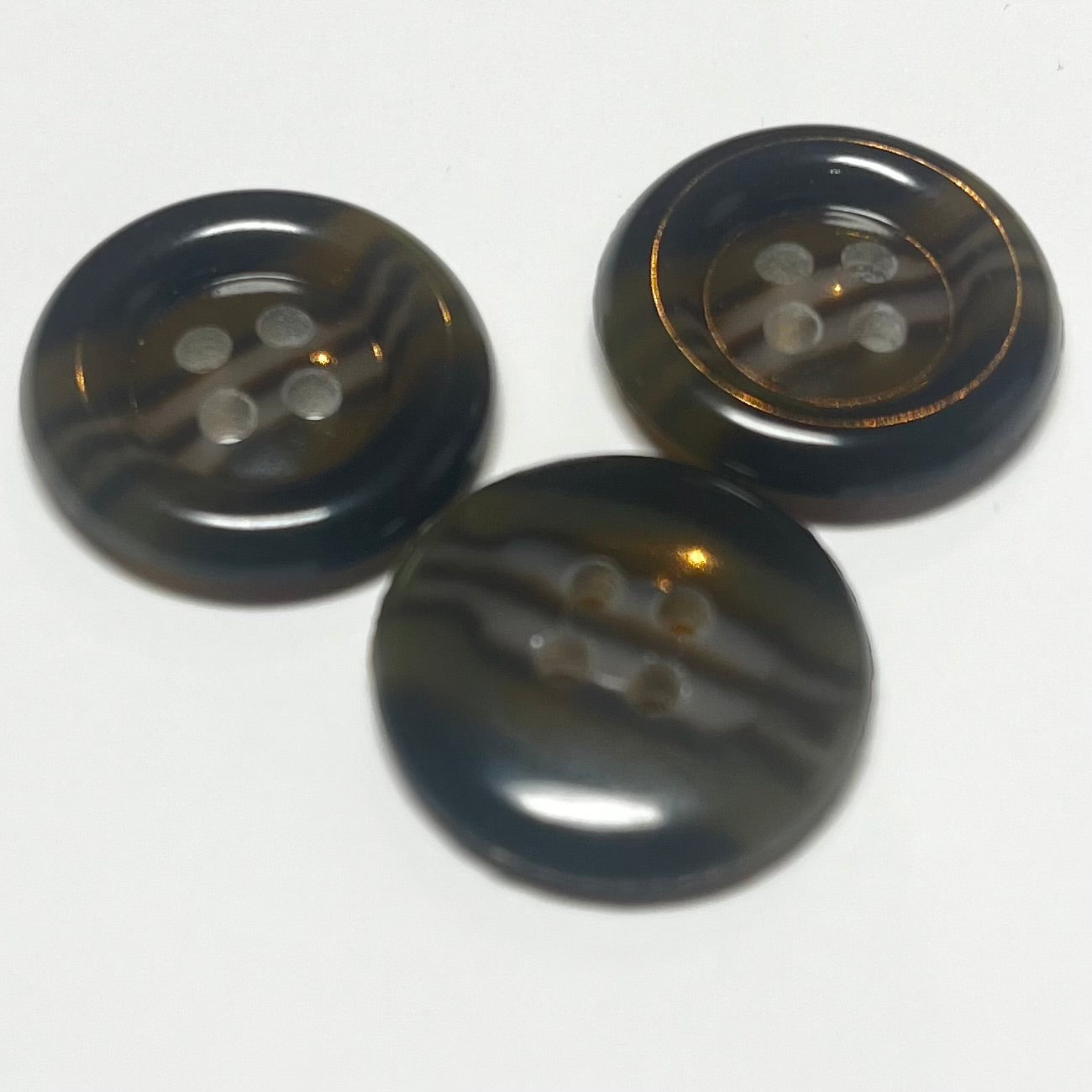 18mm Brown Marble Button (B138)