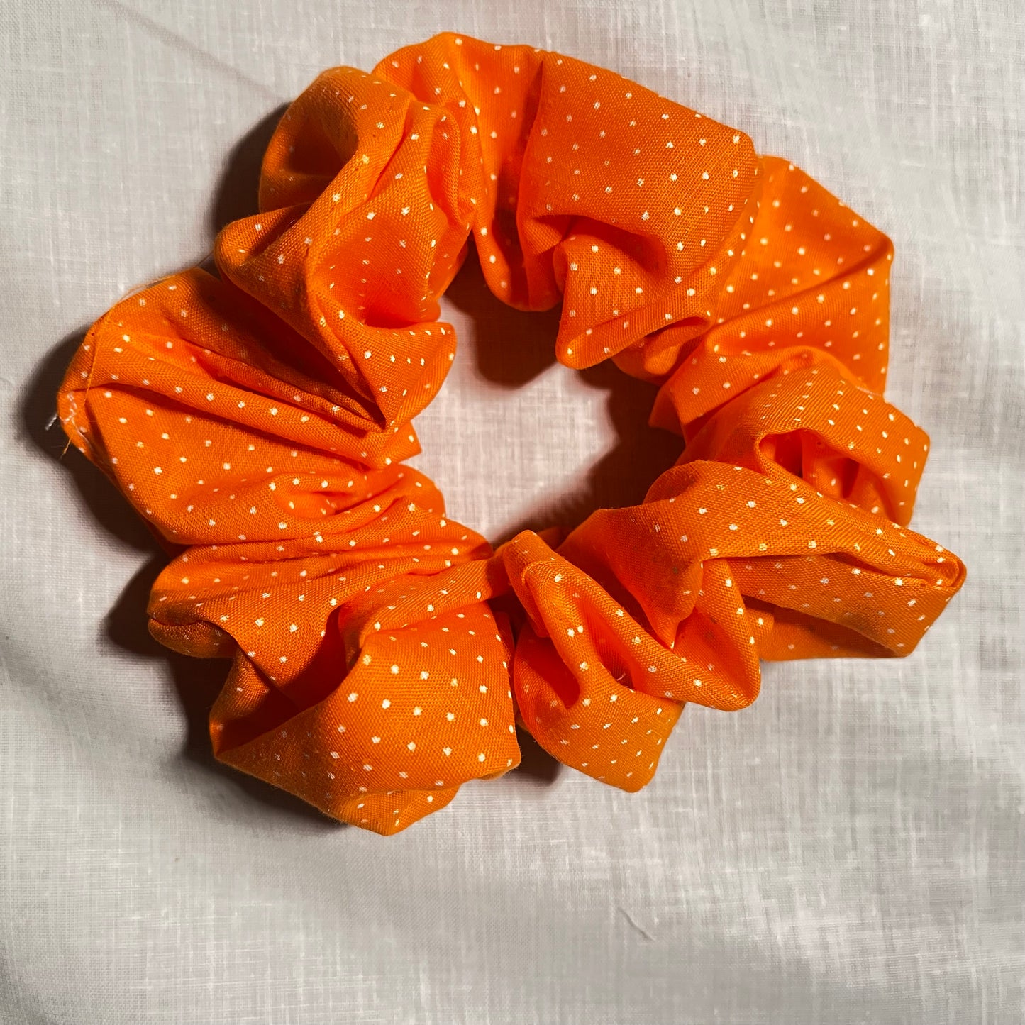 Orange spots scrunchie