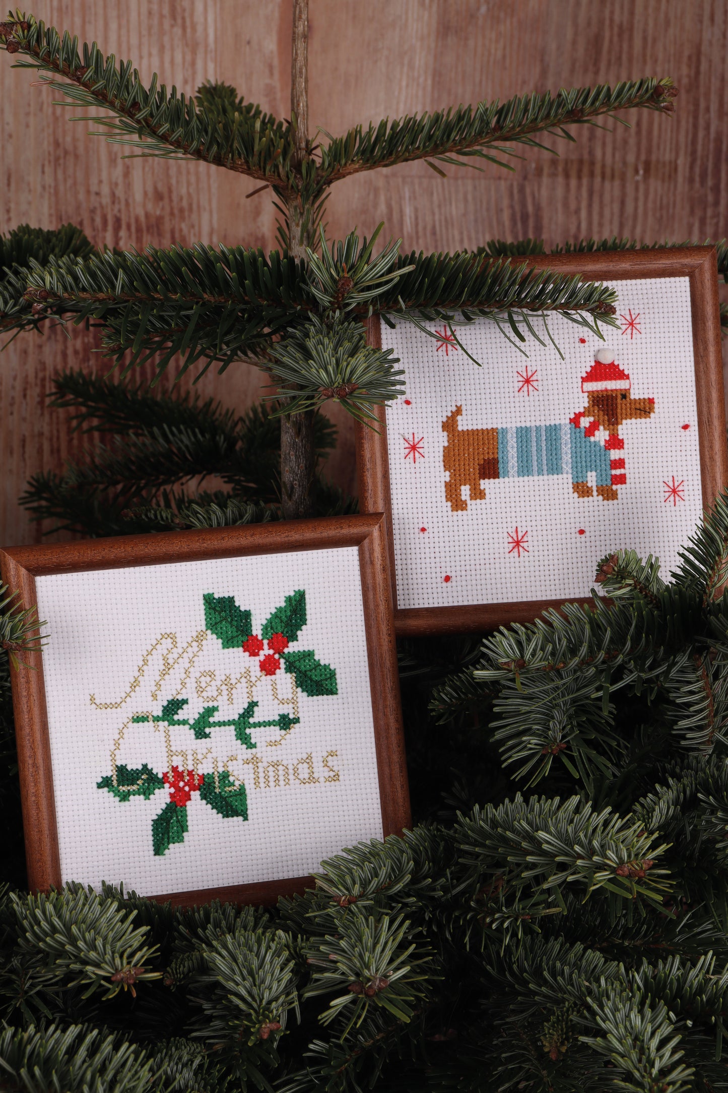 Counted Cross Stitch Kit: Mini: Christmas: Merry Christmas