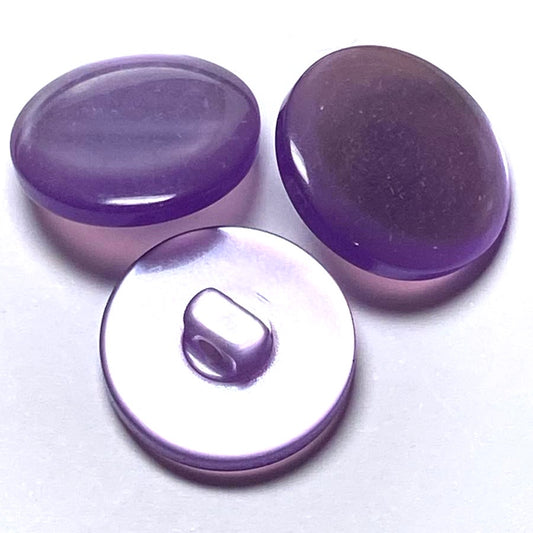 17mm Lilac Pearlised Button (B29)