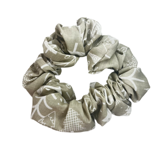 Grey Christmas trees scrunchies