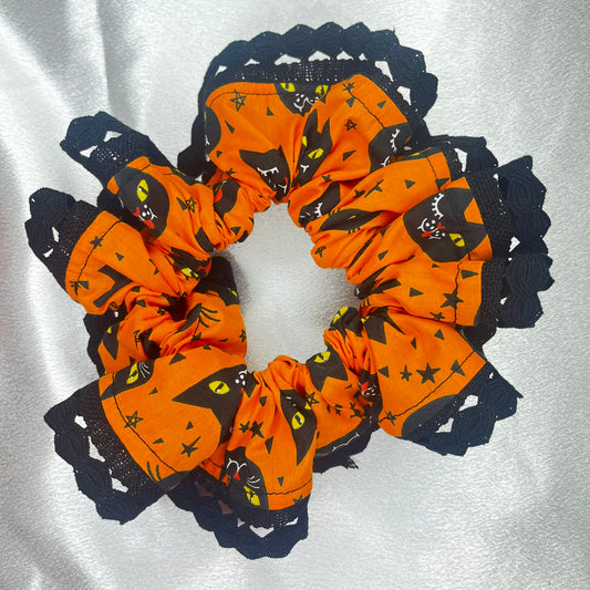 Halloween cat black trim scrunchie