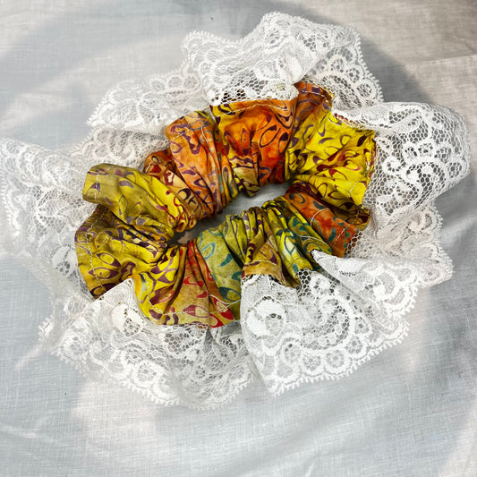 Batik XL trim scrunchie