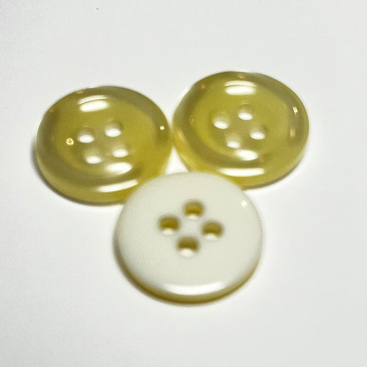 15mm Yellow 4 Hole Button (B148)