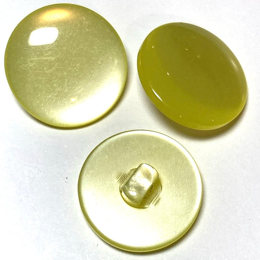 17mm Yellow Buttons (B21)