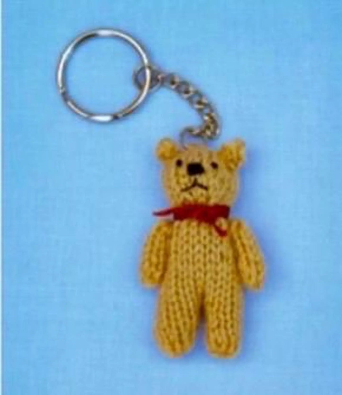 Knits and Pieces KP26 - Miniature gifts and keepsakes / keyrings